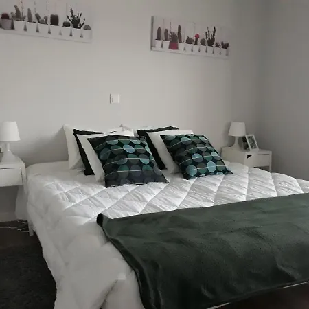 ゲストハウス Casa Pirosa 3*