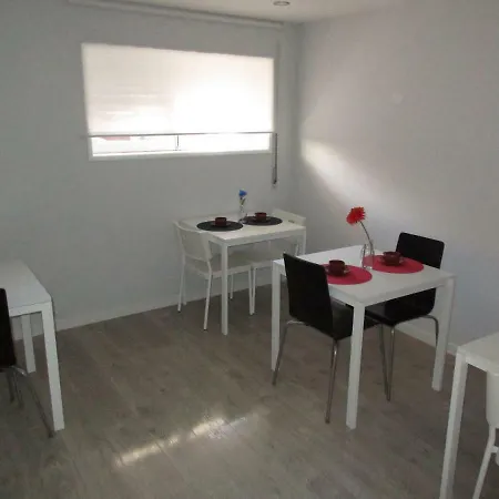 Konukevi Casa Pirosa Aveiro